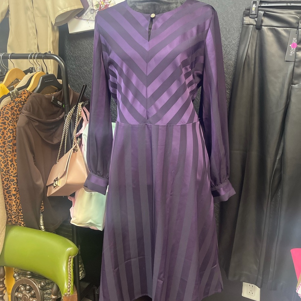 Liz Claiborne Purple 💜💜💜StripeDress